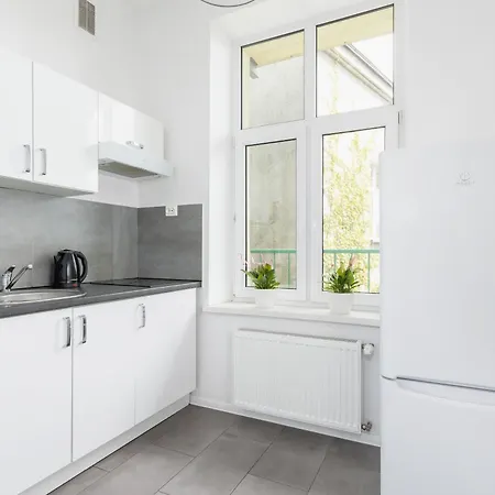 1-Bedroom Apartment With Balcony - Dluga 65 Krakow Exterior photo