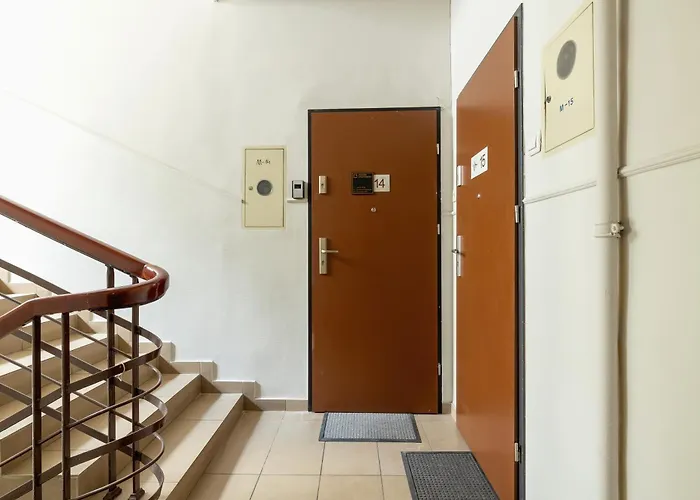 1-Bedroom Apartment With Balcony - Dluga 65